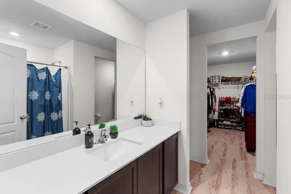 Photo of 440 KENSINGTON VIEW DRIVE