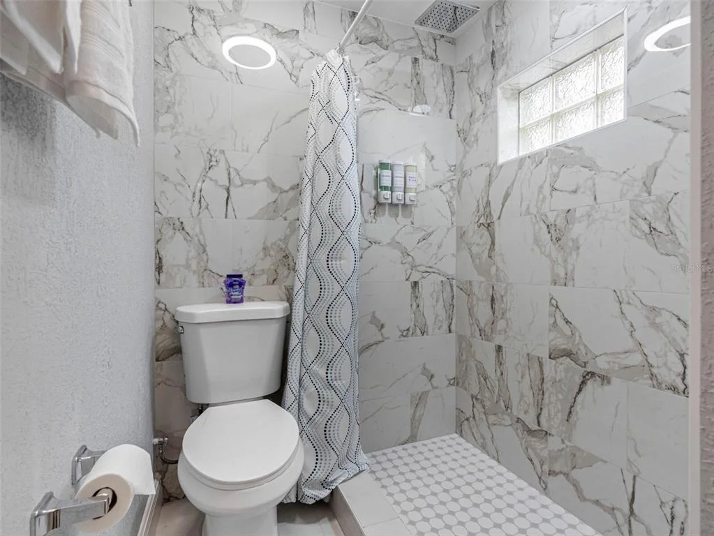 Photo of 1036 VIKING DRIVE