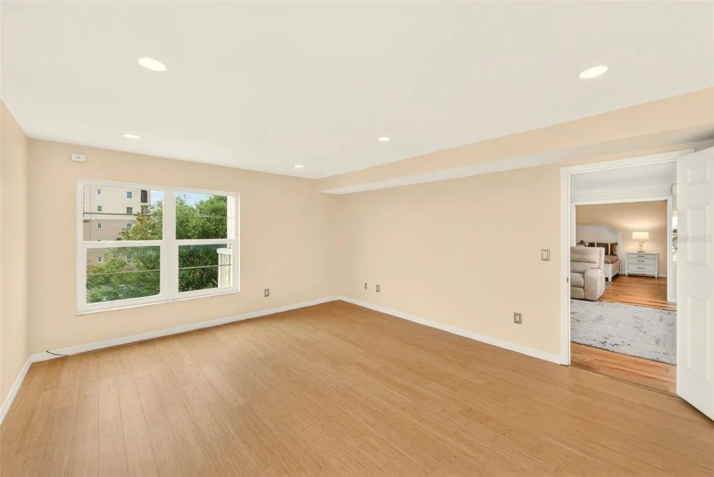 Photo of Unit 401 at 131 BLUFF VIEW DRIVE