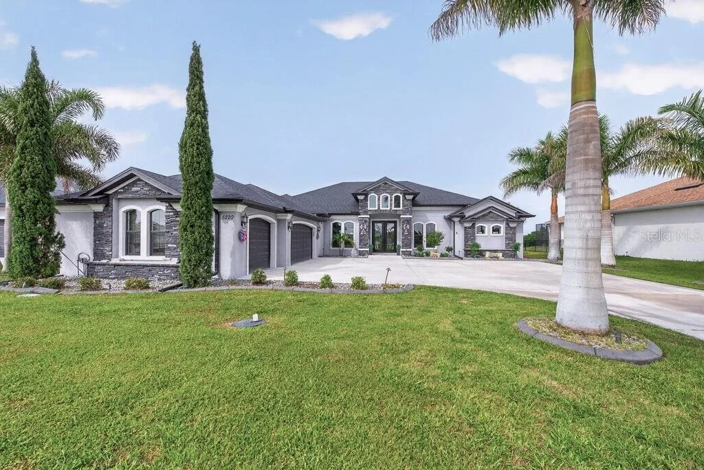 Photo of 5220 LAKE VENICE DRIVE