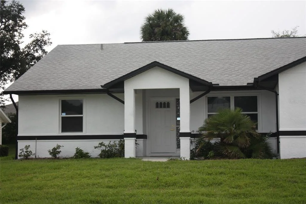 Photo of 26245 NEWCOMBE CIRCLE