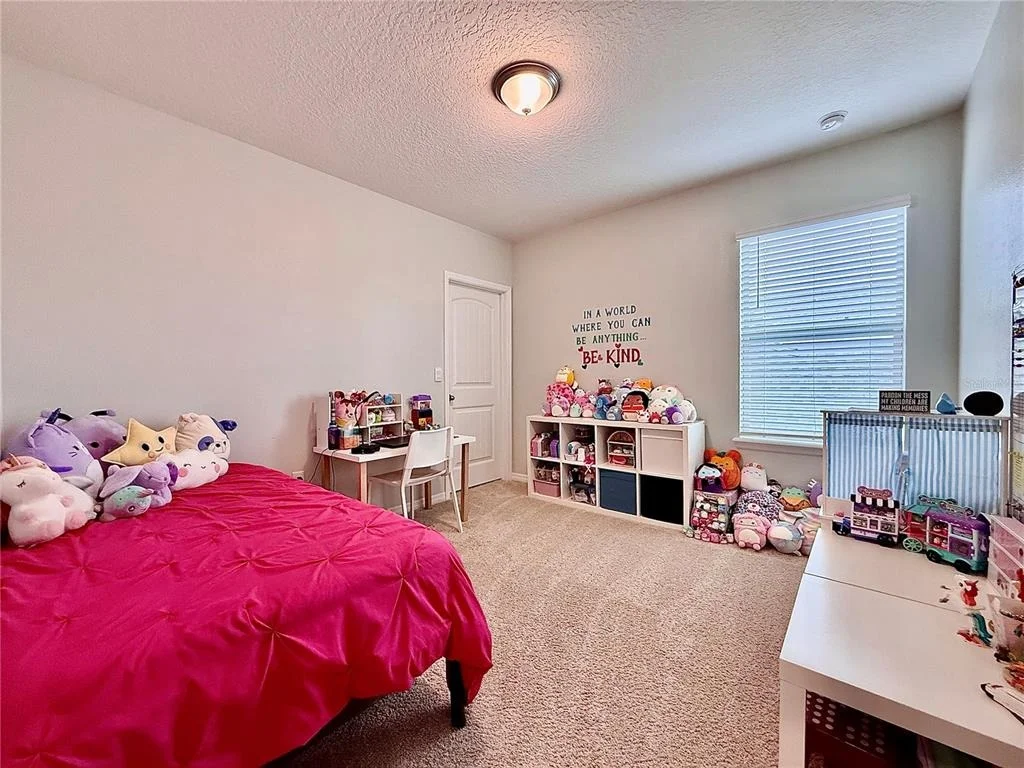 Photo of 17098 WATER SPRING BOULEVARD