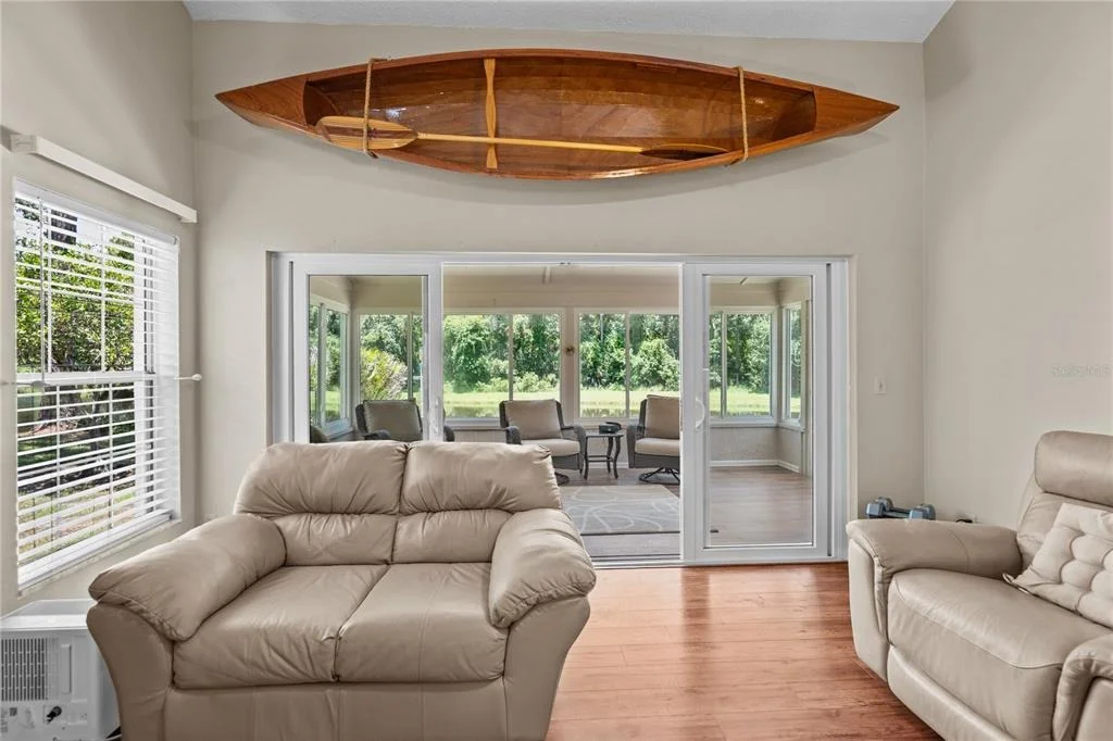 Photo of 254 GLENBRIAR CIRCLE