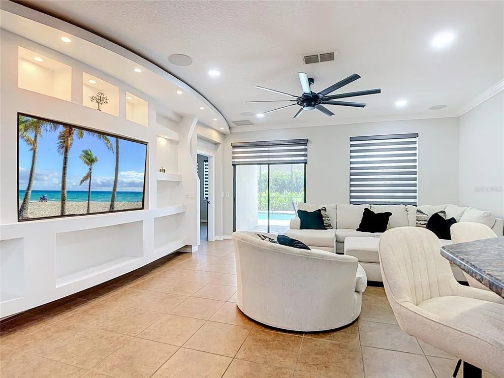 Photo of 3034 BOATING BOULEVARD