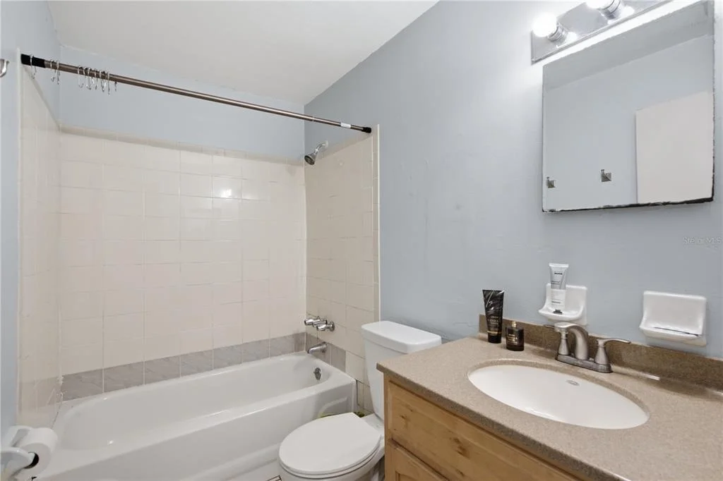 Photo of 802 PAPAYA DRIVE