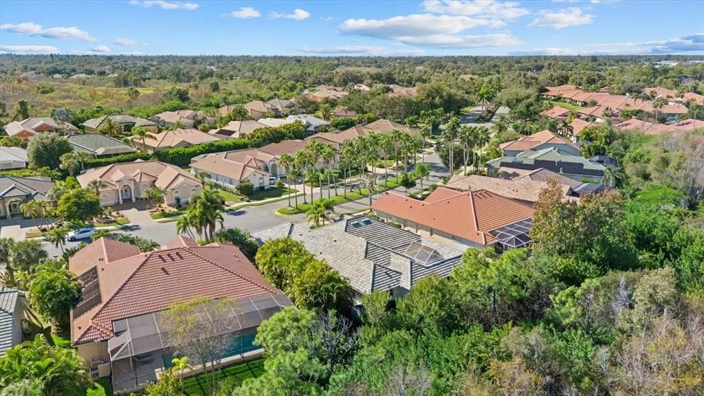 Photo of 4239 CORSO VENETIA BOULEVARD