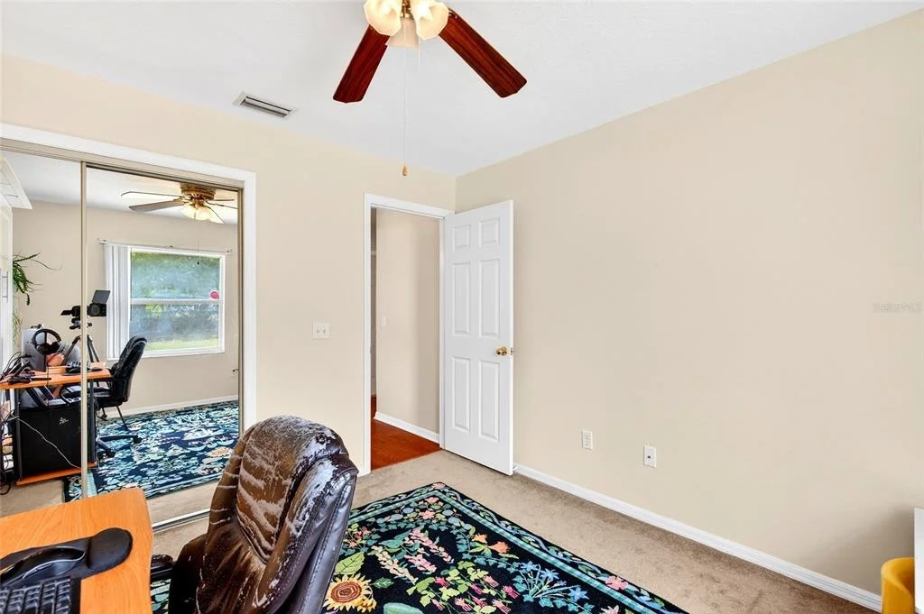 Photo of 10 ALMOND TRACE