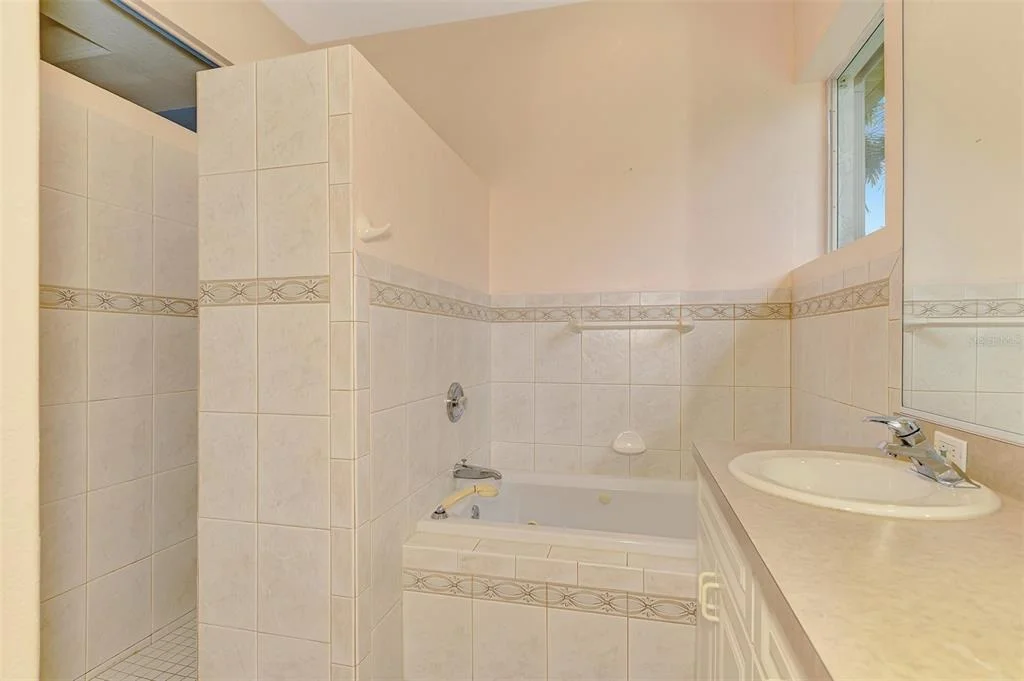 Photo of 4708 SWEETMEADOW CIRCLE