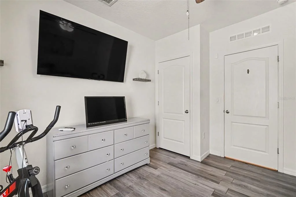 Photo of 323 CHARLES DRIVE