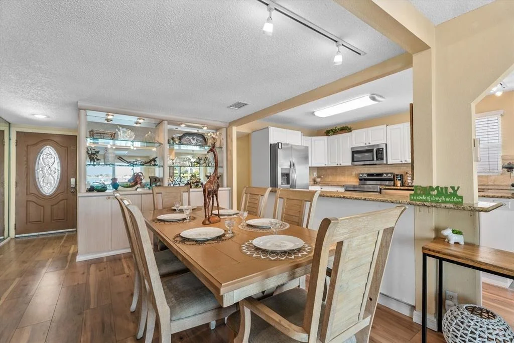 Photo of 33 N STARBOARD DRIVE