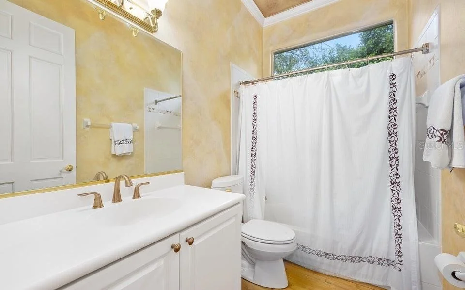 Photo of 6 BROADWATER DRIVE