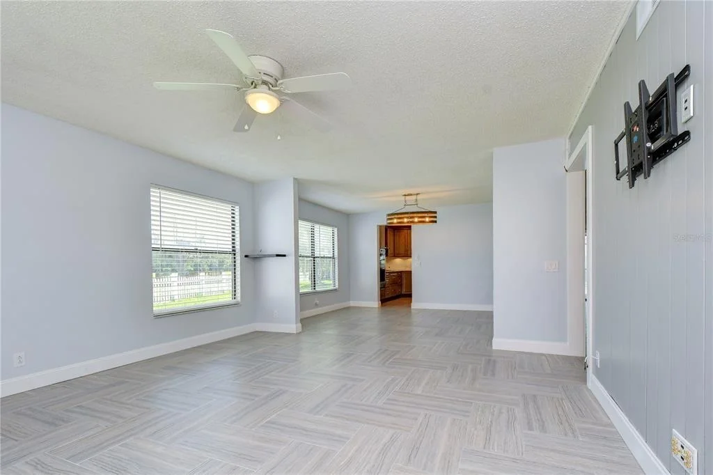 Photo of 1224 RAINBROOK CIRCLE