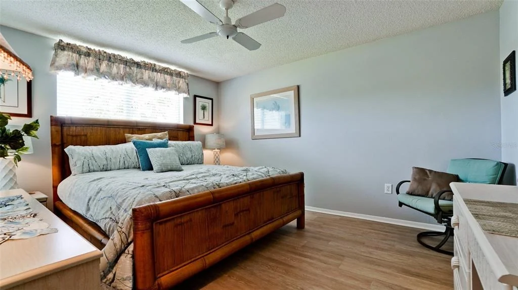 Photo of Unit 302 at 4570 PINEBROOK CIRCLE