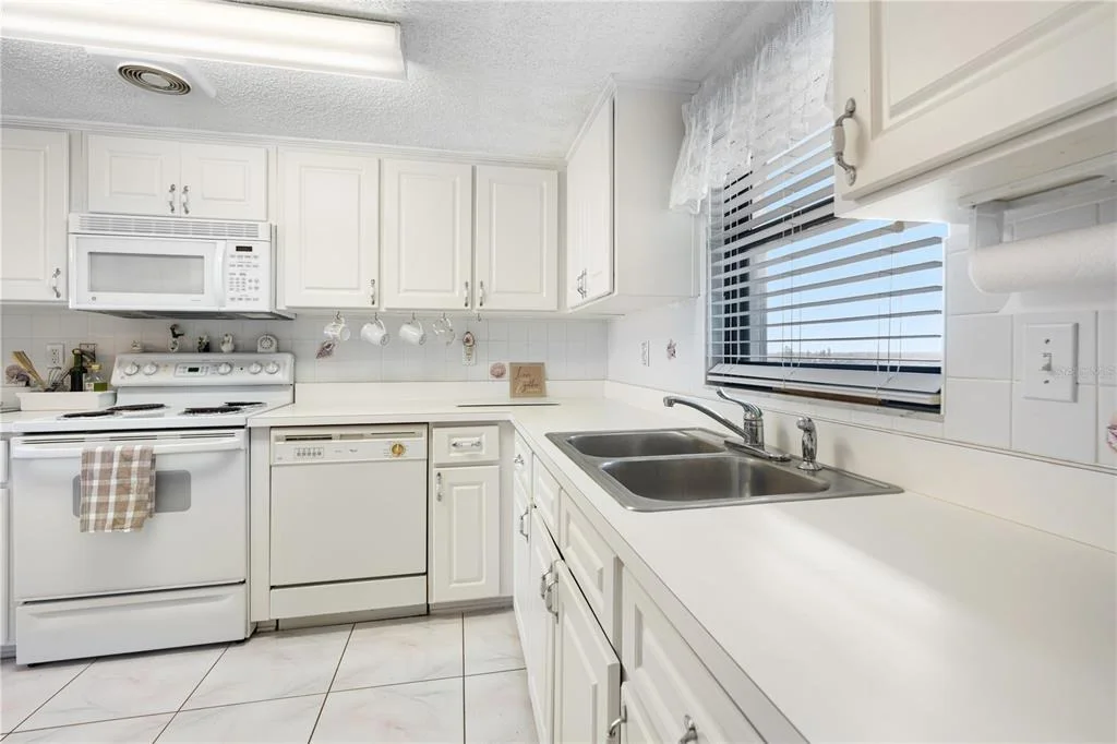 Photo of Unit 5040 at 3100 OCEAN SHORE BOULEVARD