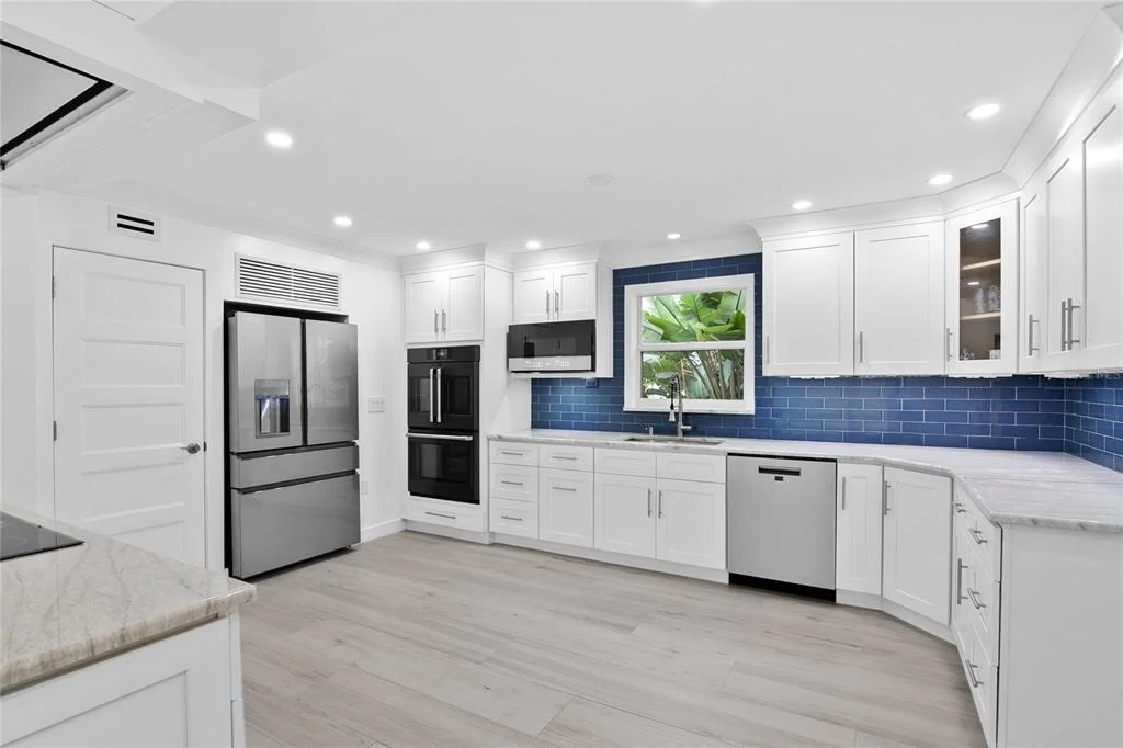 Photo of 619 BUTTONWOOD DRIVE