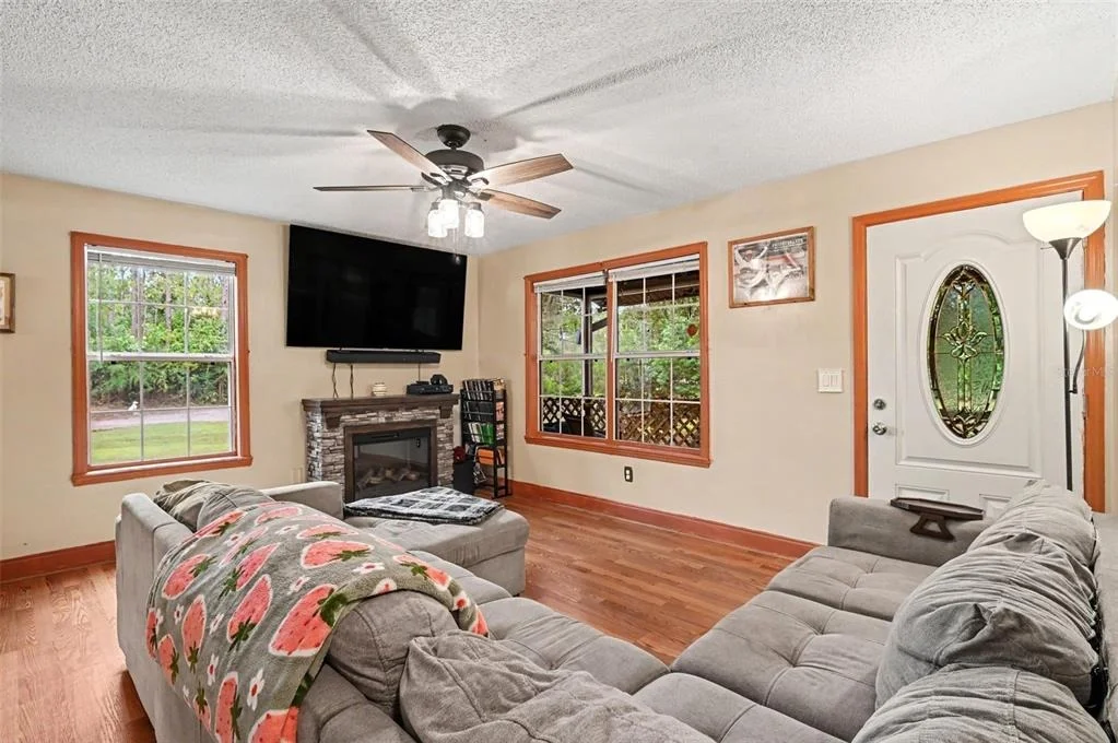 Photo of 490 PINE WOODS ROAD
