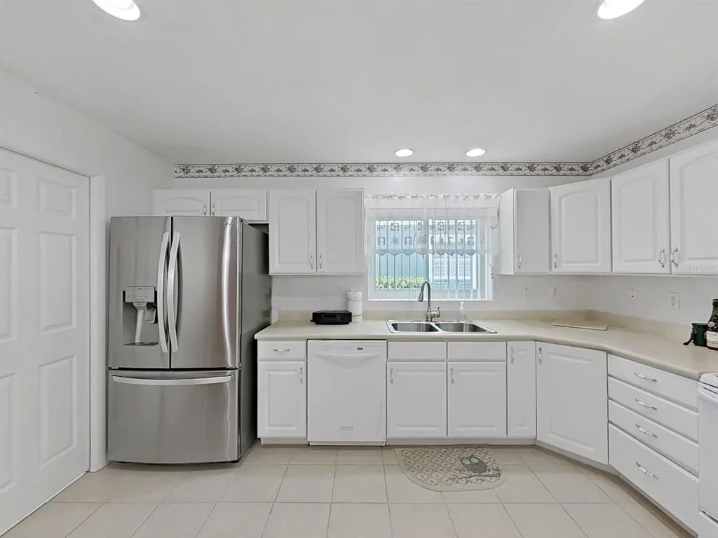 Photo of 6122 GENTLE BEN CIRCLE