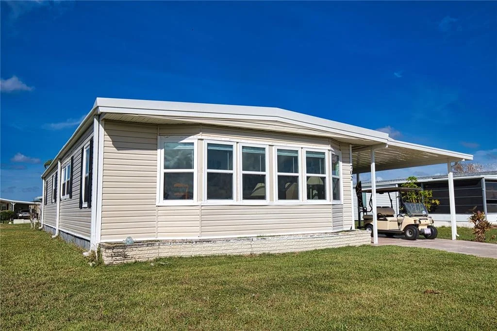 Photo of 702 BLANCA