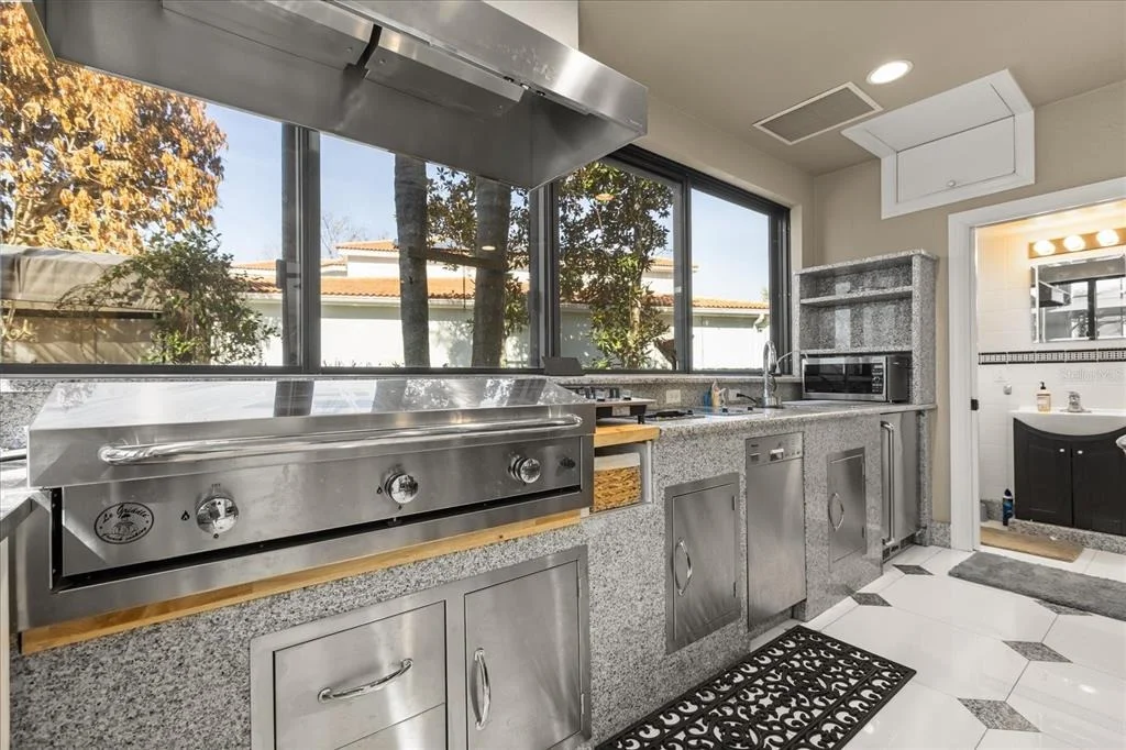 Photo of 2450 DAHLGREN WAY
