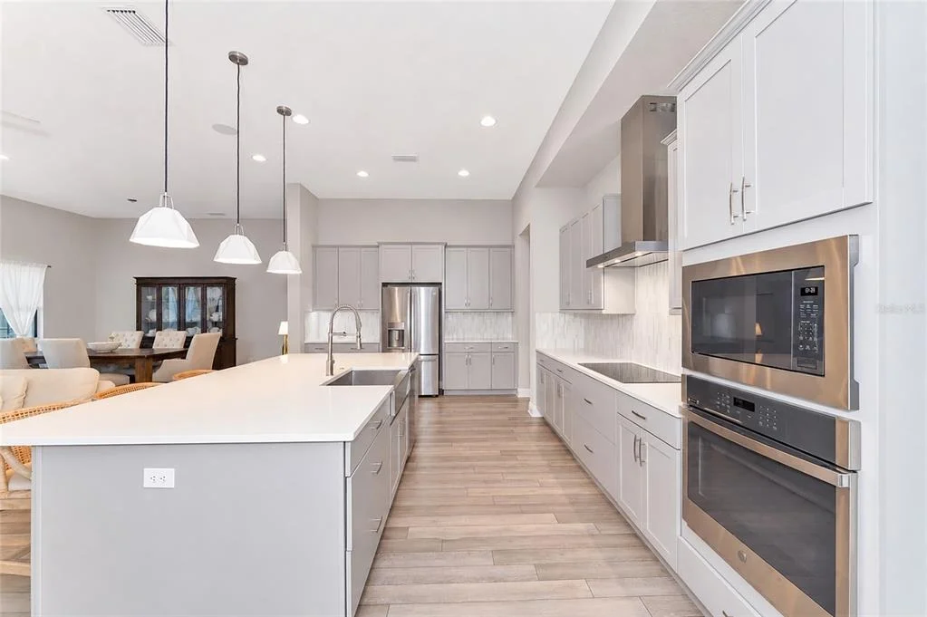 Photo of 9211 ISABELLA CIRCLE