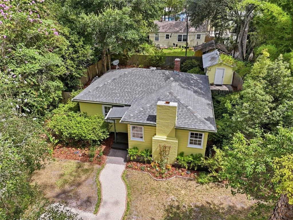 Photo of 616 NW 8TH PLACE