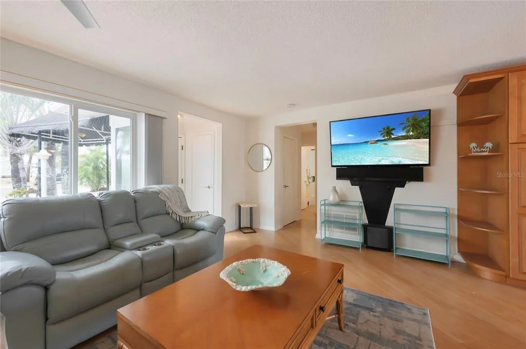 Photo of 4223 ROYAL PALM DRIVE