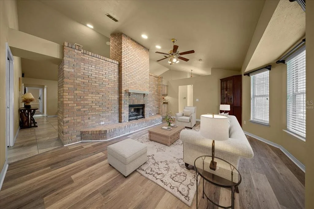 Photo of 2420 SE 15TH STREET