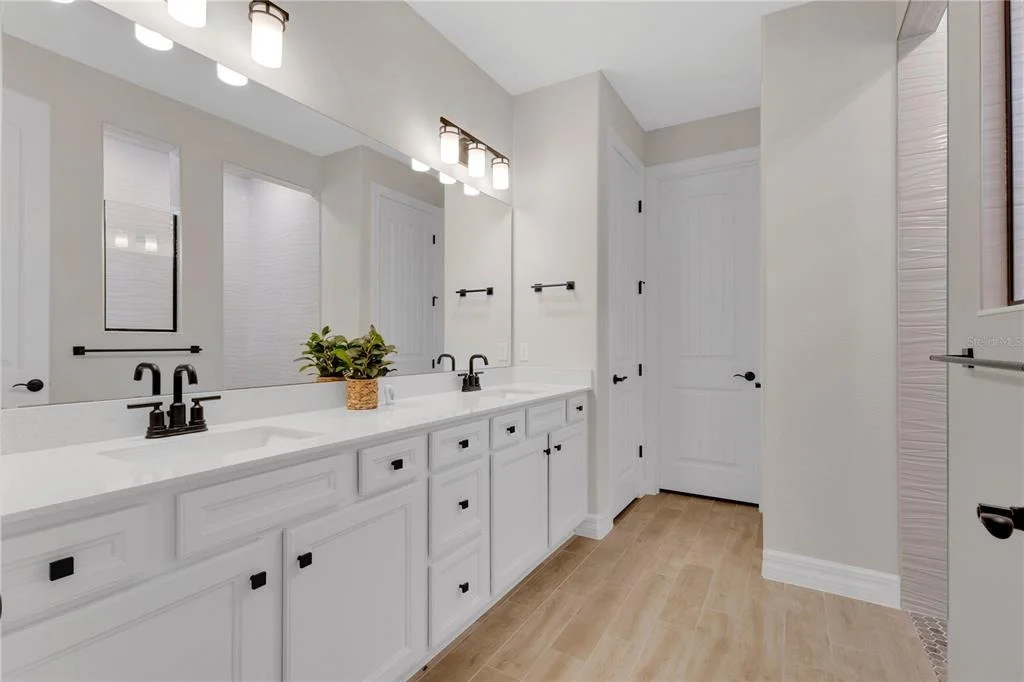 Photo of 6035 BLUE VIEW WAY