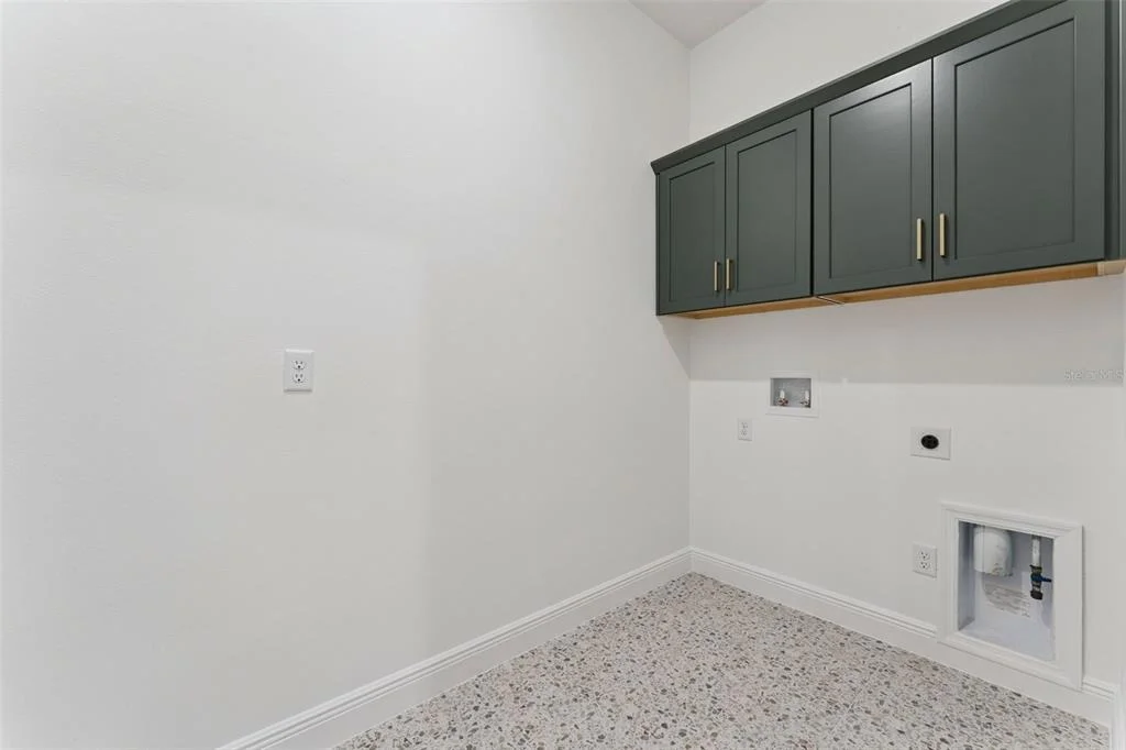 Photo of 14353 CREST PALM AVENUE