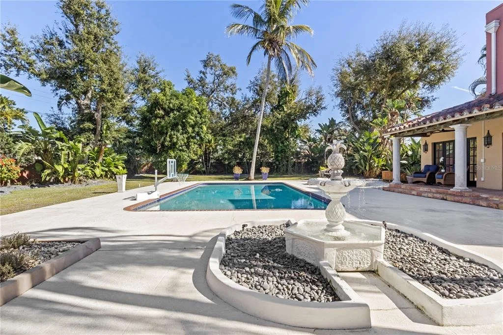 Photo of 7810 SENRAB DRIVE