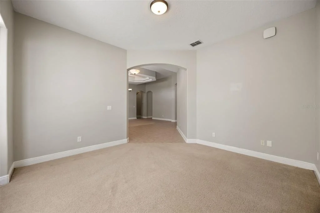 Photo of 6190 HEDGESPARROWS LANE