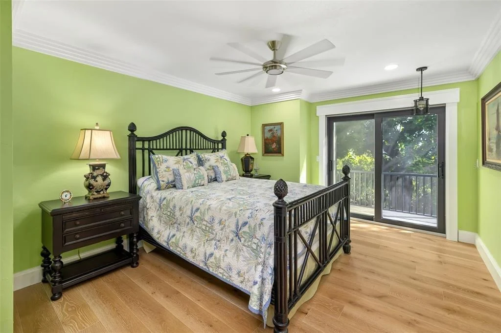 Photo of 560 HARBOR COVE CIRCLE