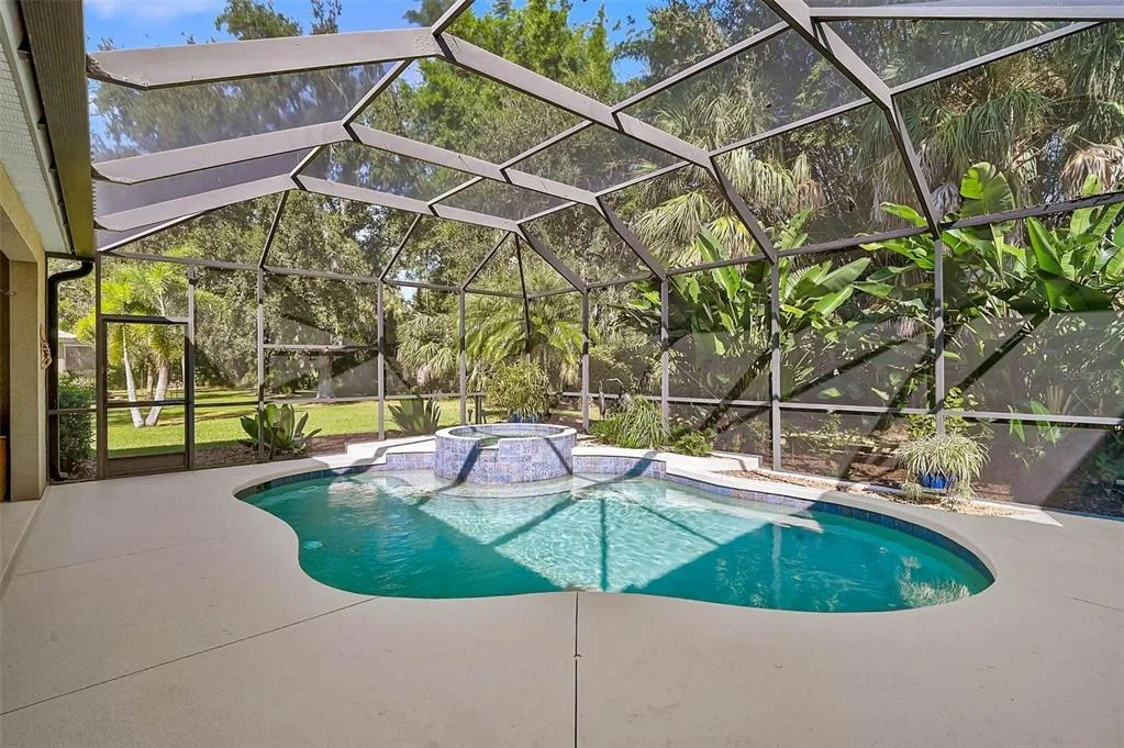 Photo of 11420 SAVANNAH LAKES DRIVE
