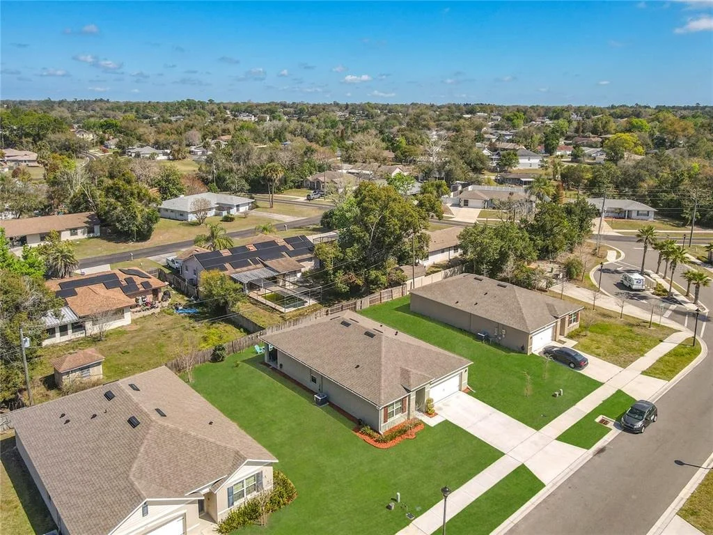 Photo of 712 RED HAWK LANE