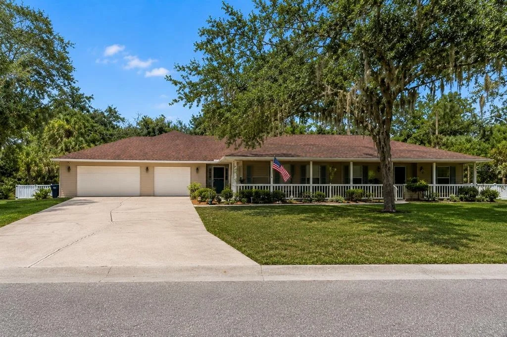 Photo of 608 WOODVIEW WAY