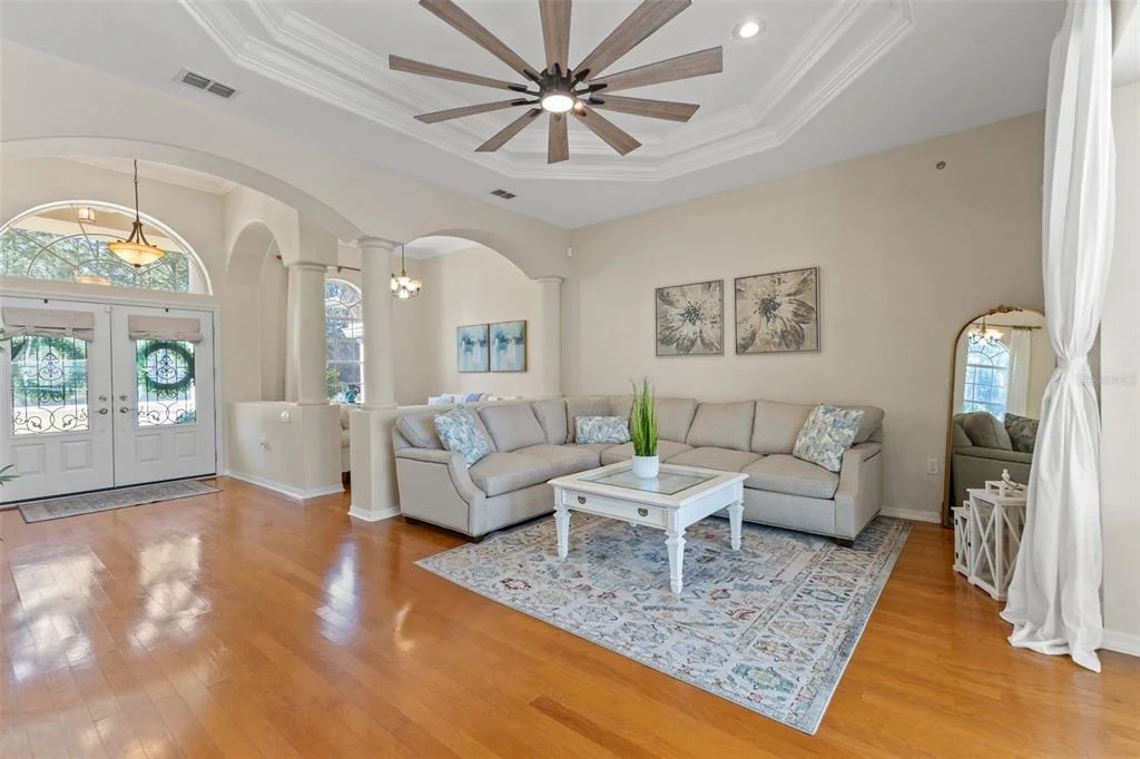 Photo of 14071 LINDEN DRIVE