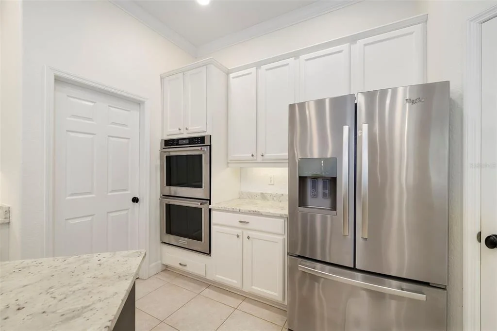Photo of 10411 WINDING STREAM WAY