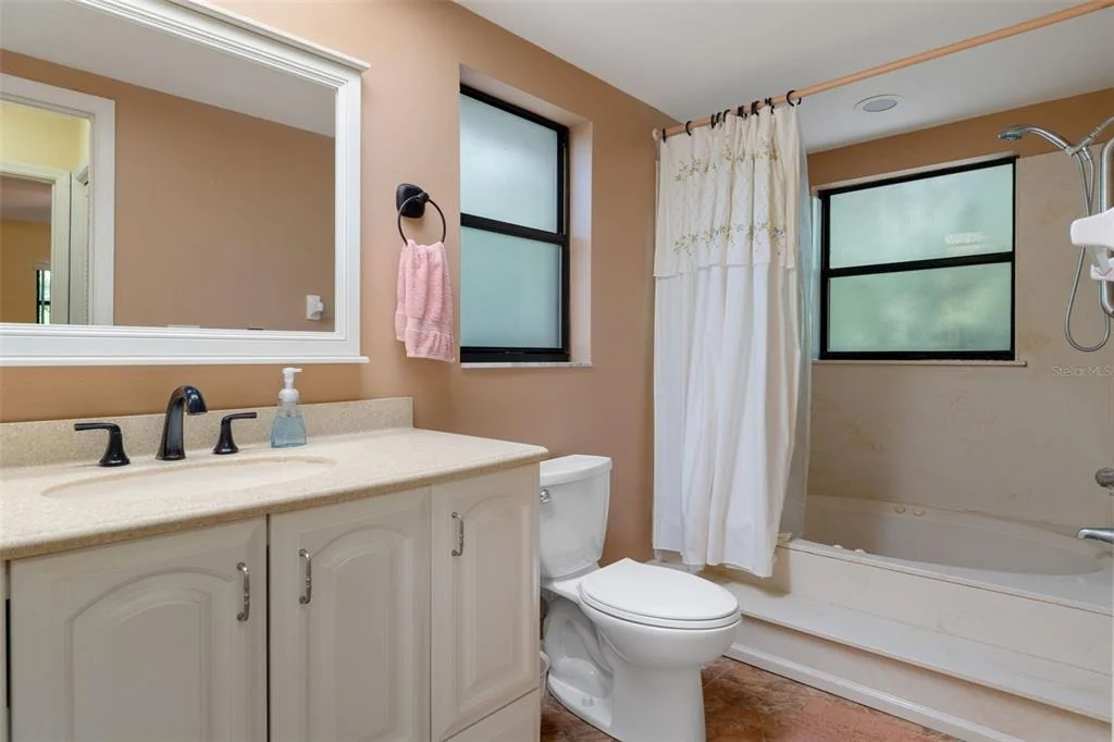 Photo of 5931 N BROOKGREEN DRIVE