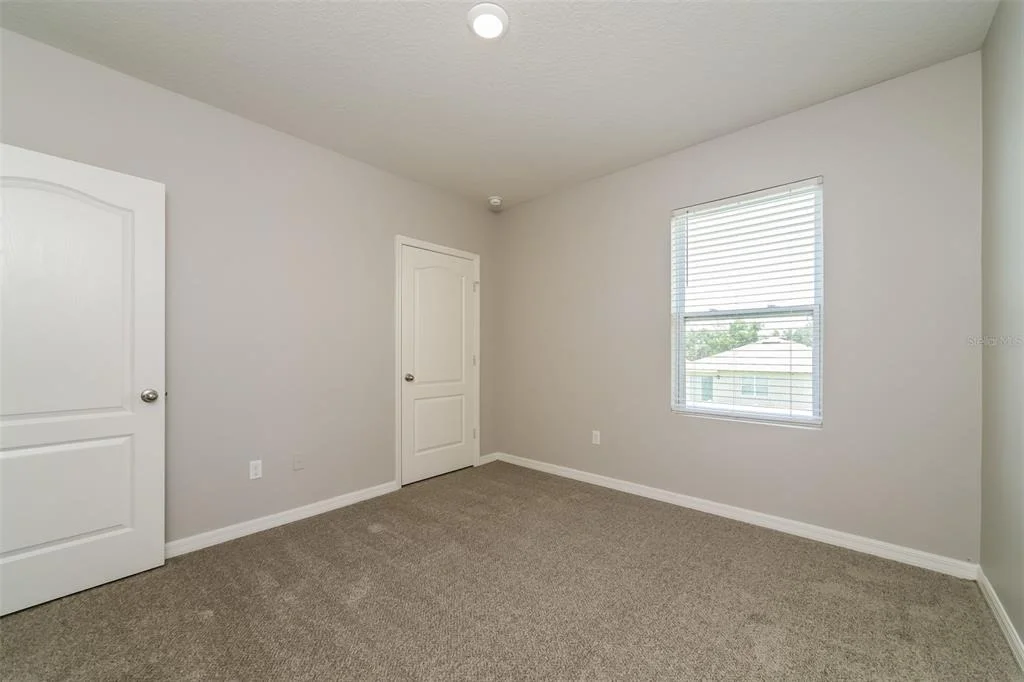 Photo of 321 ALEXZANDER WAY