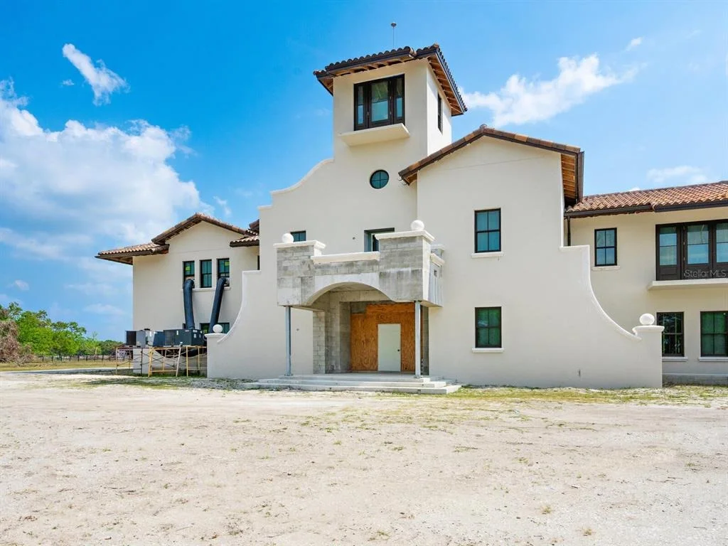 Photo of 600 N JACKSON ROAD