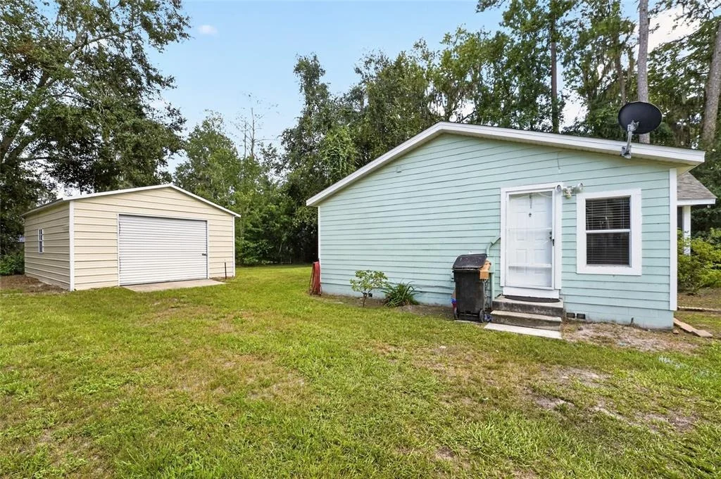 Photo of 1827 SE 43RD TERRACE