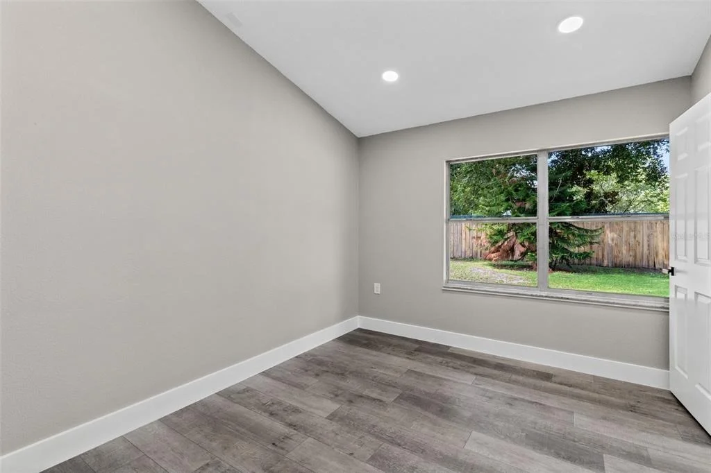 Photo of 910 WHISLER COURT