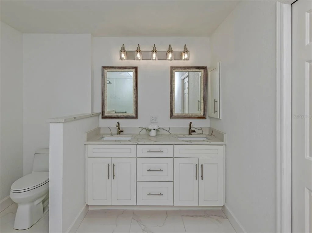 Photo of 1428 GLENEAGLES DRIVE