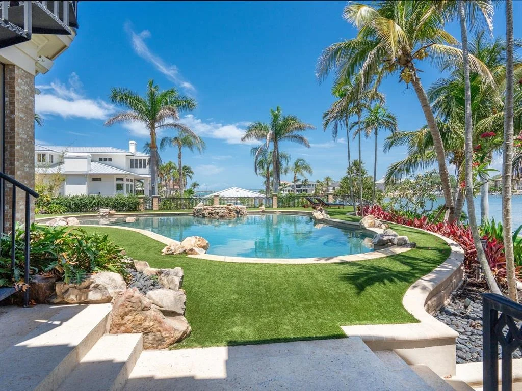 Photo of 1423 HILLVIEW DRIVE