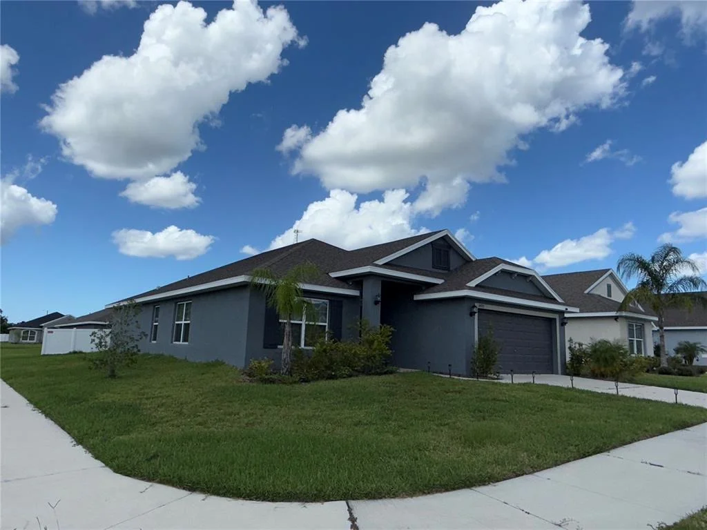 Photo of 14921 TROPICAL VIOLET WAY