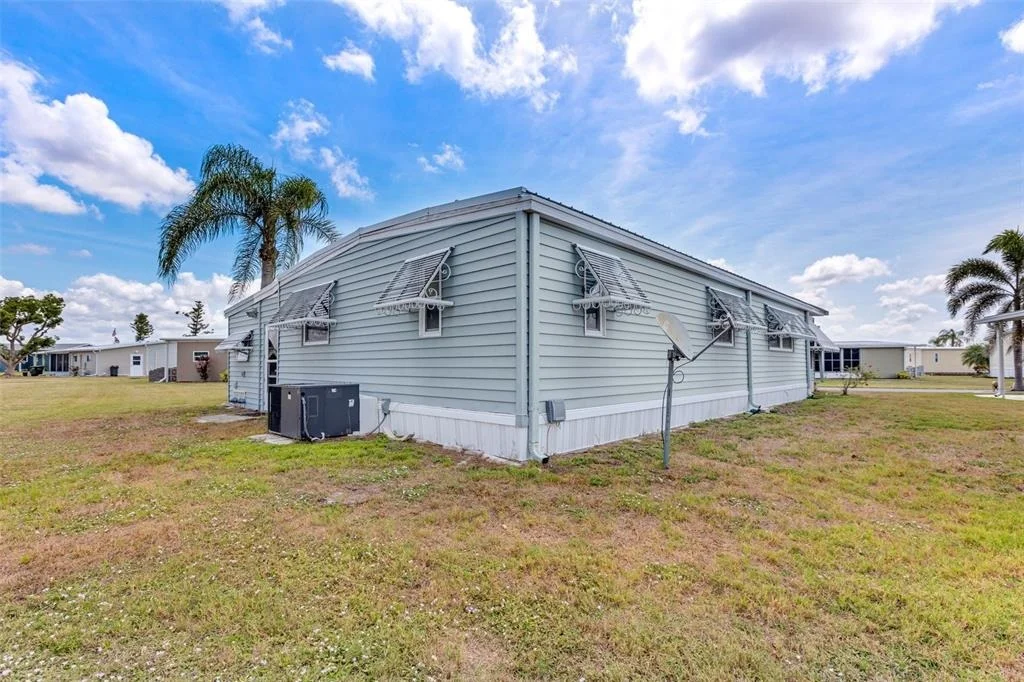Photo of 412 VIVAR