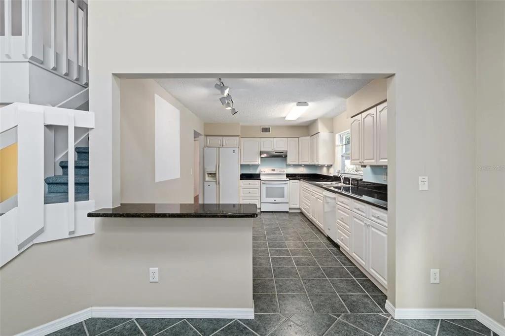 Photo of 5902 KENDREW DRIVE