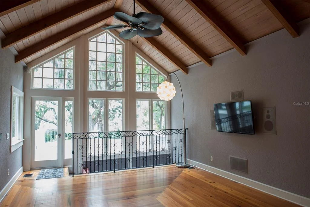 Photo of 1321 HEIM ROAD