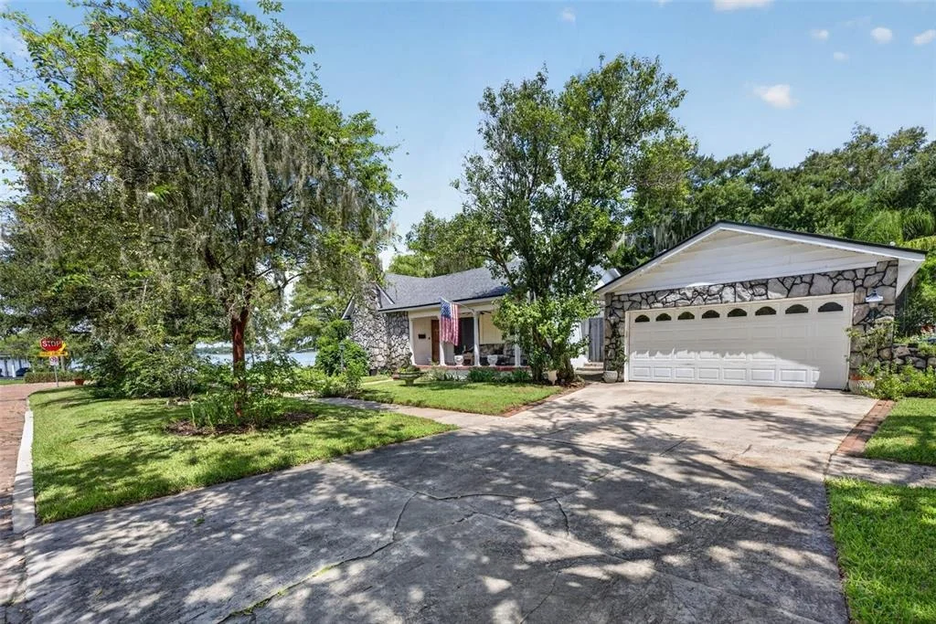 Photo of 120 BROADVIEW AVENUE