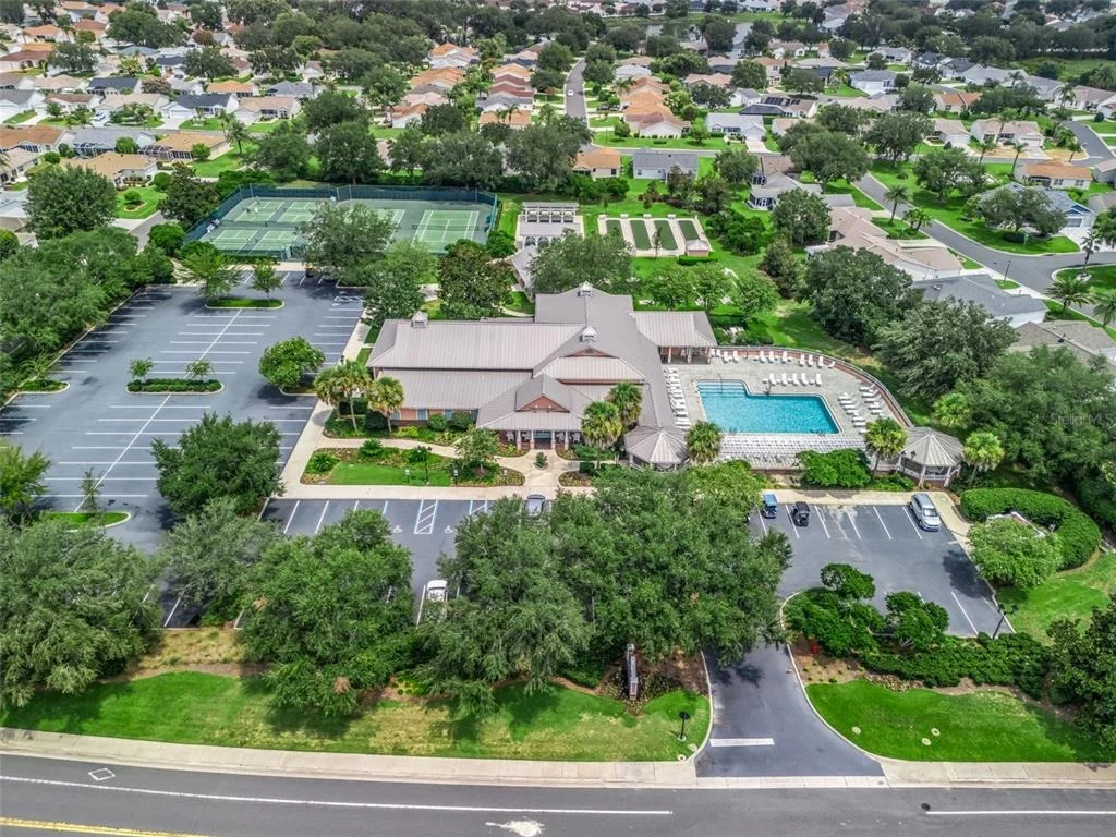 Photo of 897 LIVINGSTON LOOP